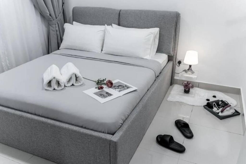 Trion Kl -2br, 2-5pax, Near Klcc, Kl Tower, Ikea, Velocity Apartamento