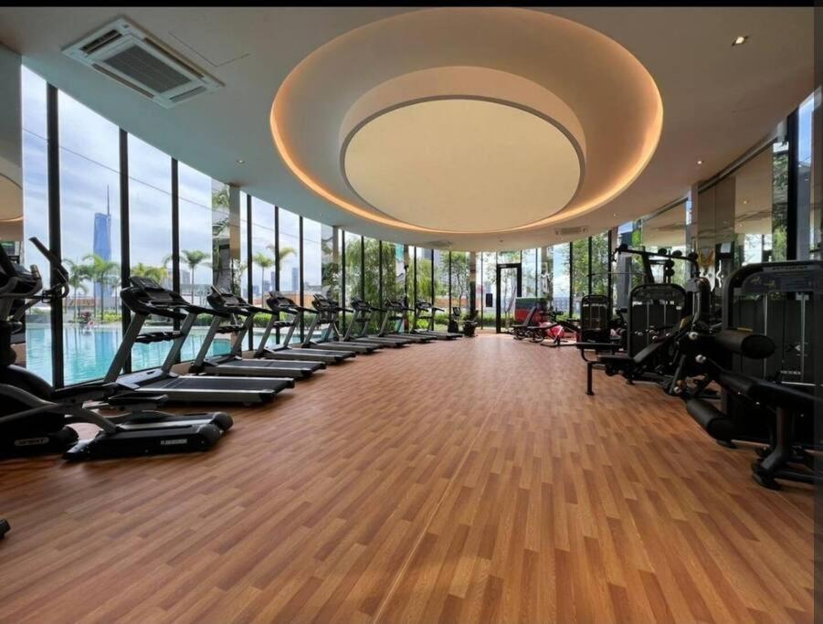 Trion Kl -2br, 2-5pax, Near Klcc, Kl Tower, Ikea, Velocity Pangsapuri