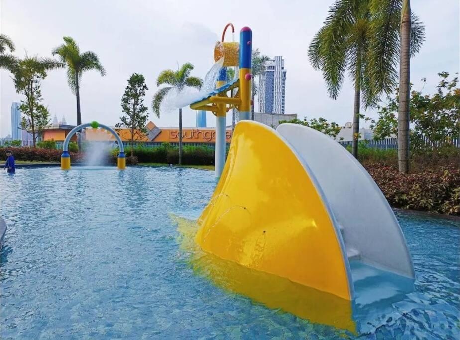 Pangsapuri Trion Kl -2br, 2-5pax, Near Klcc, Kl Tower, Ikea, Velocity